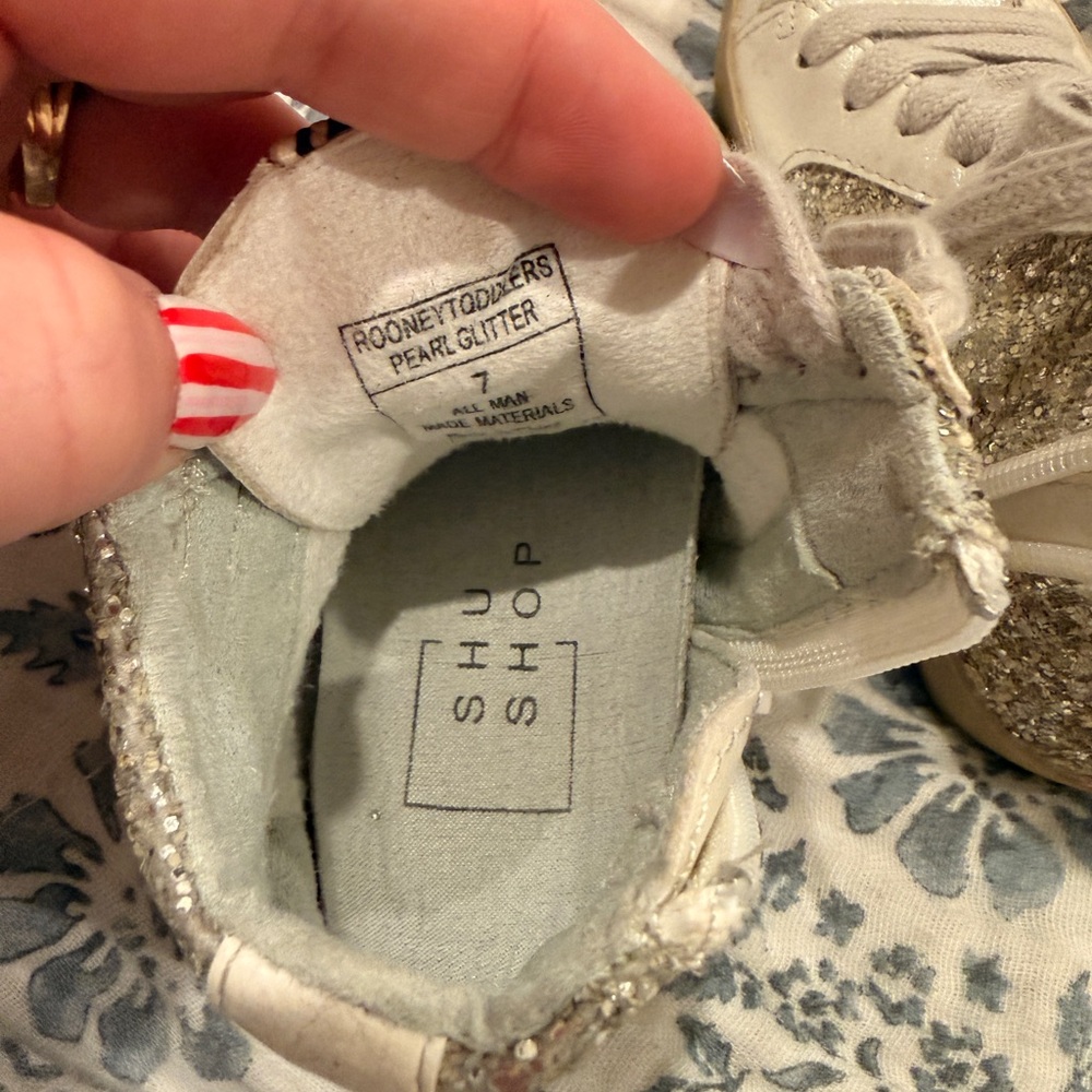 ShuShop Glittery High-Top Sneakers - Picture 5 of 5